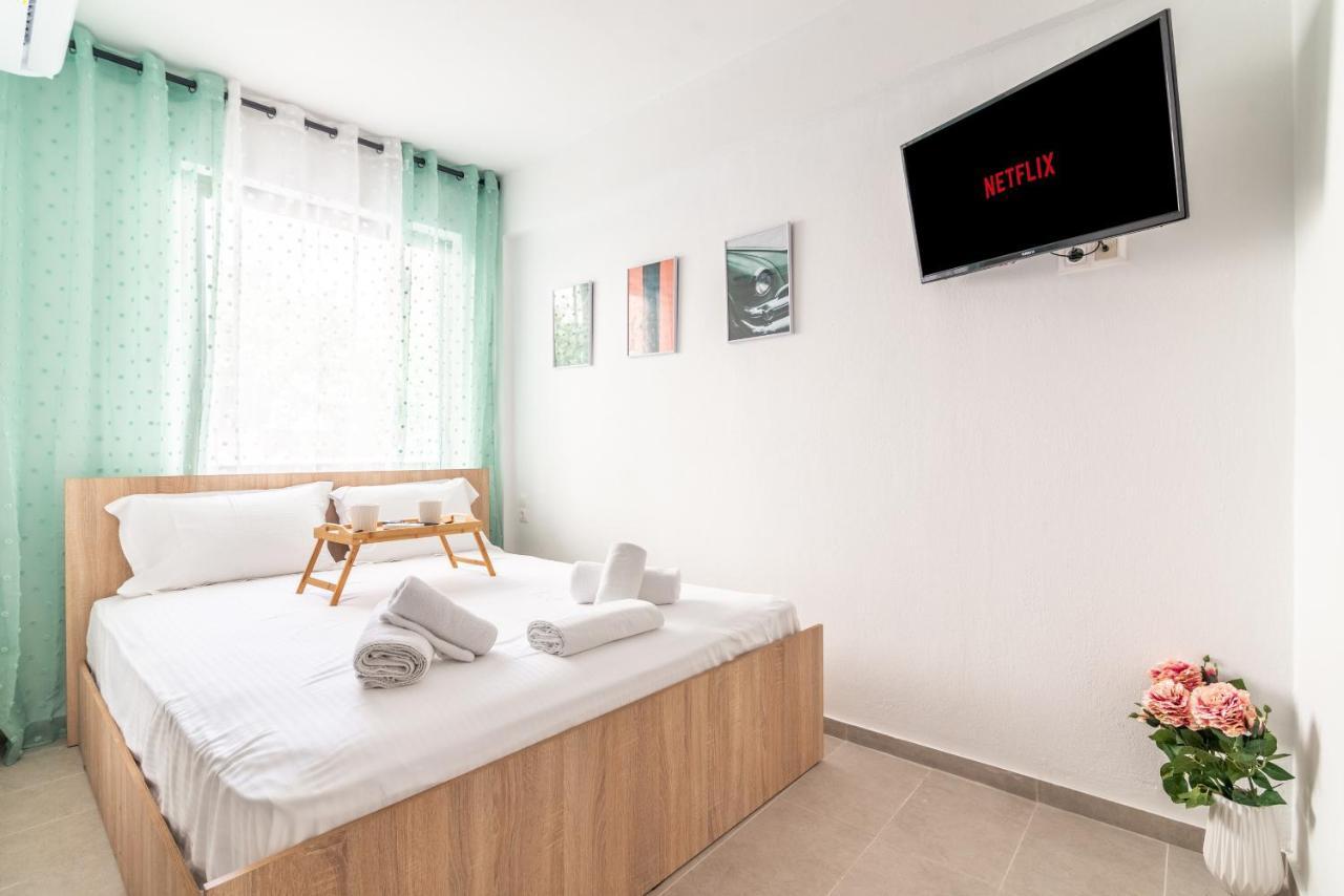 Renovated Studio Near Downtown Heraklion  ภายนอก รูปภาพ